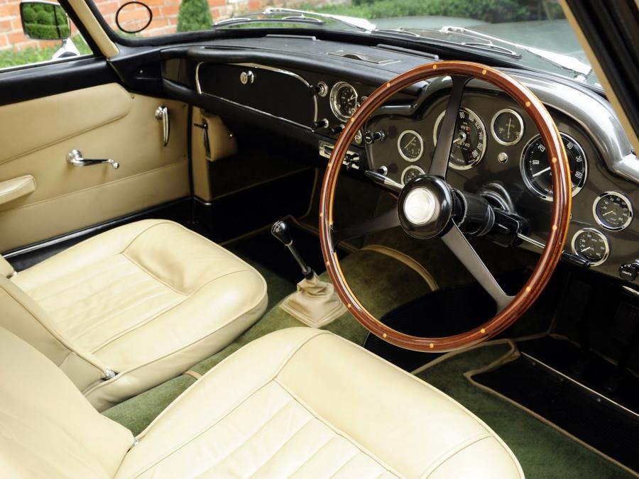 Интерьер Aston Martin DB4 GT 1959 года  (UK) (фото 39 из 42)